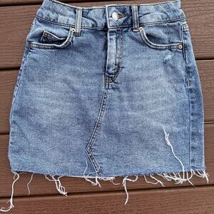 Denim Frayed Hem Skirt
